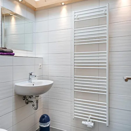 Modern With Shared Swimming Pool In Mittelndorf