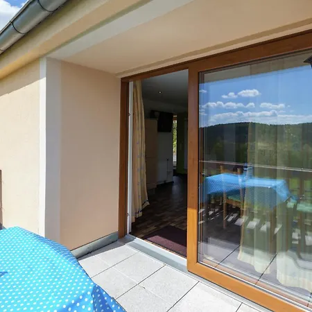 Tatil Evi Modern With Shared Swimming Pool In Mittelndorf